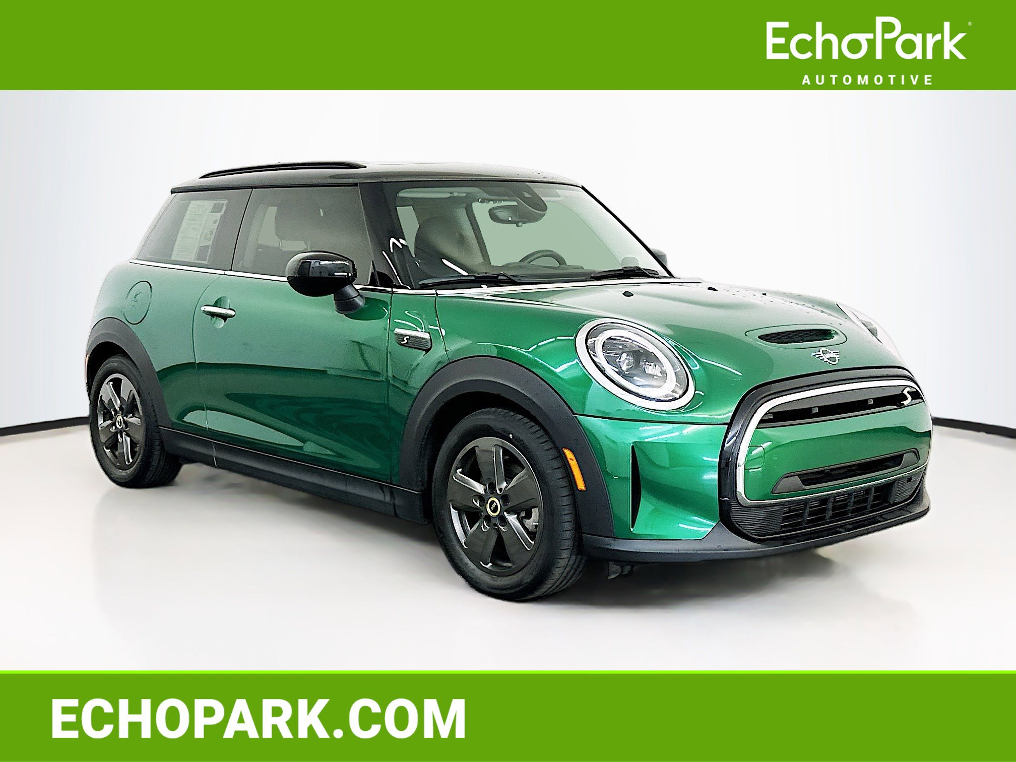 Used 2023 MINI Cooper SE image 1