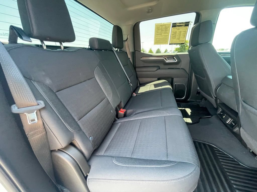 Used 2025 Chevrolet Silverado 1500 LT AWD/4WD image 24