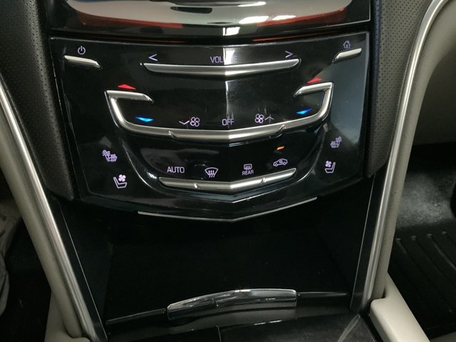 Used 2014 Cadillac XTS Luxury AWD/4WD image 37