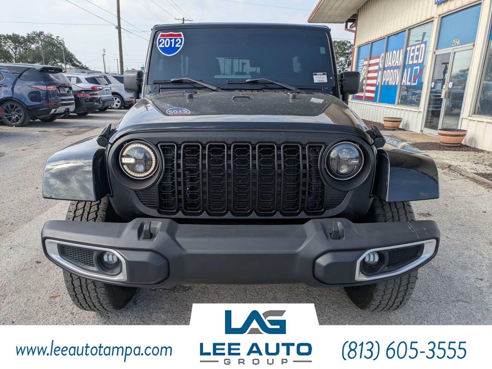 Used 2012 Jeep Wrangler Unlimited Sahara AWD/4WD image 8