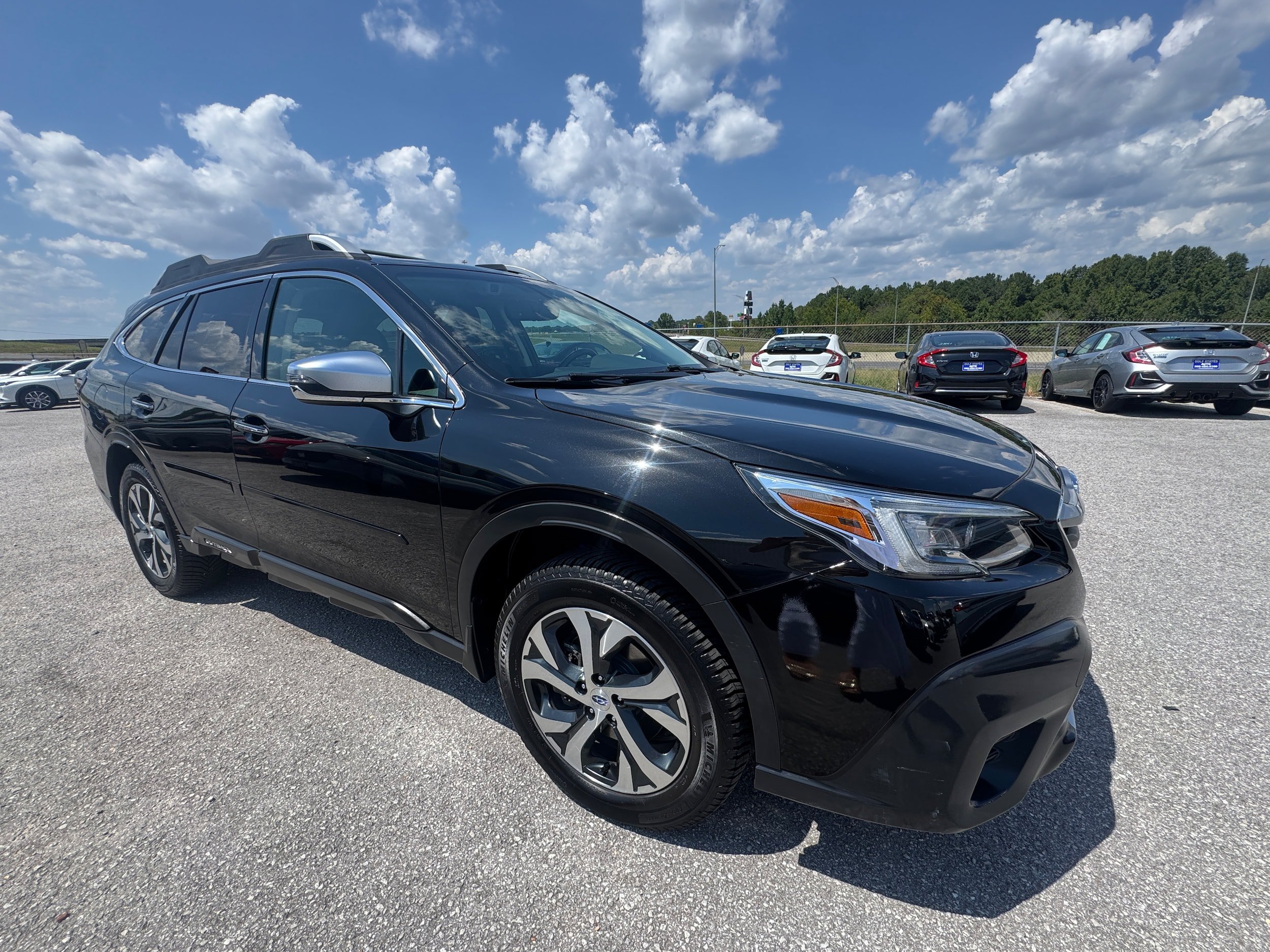 Used 2021 Subaru Outback Touring XT AWD/4WD image 2