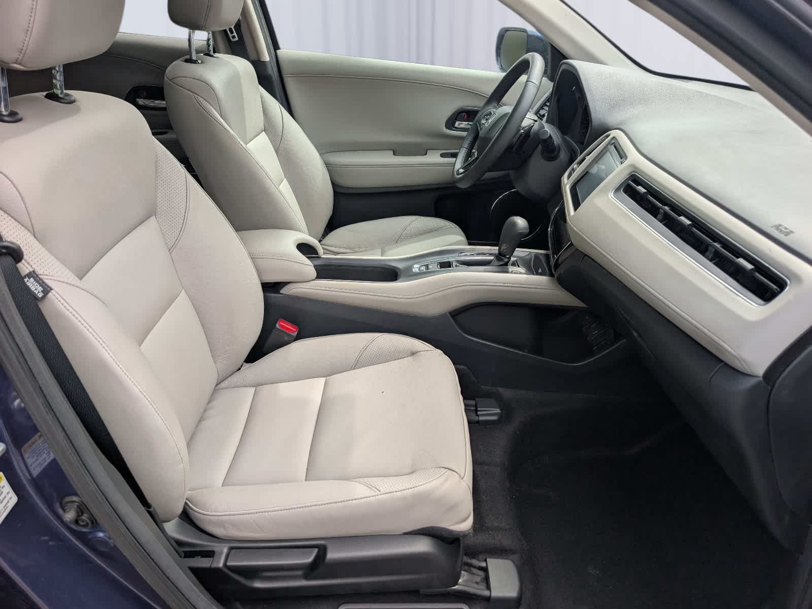 Used 2016 Honda HR-V EX-L image 9