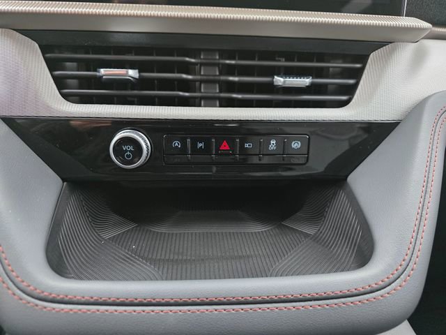 New 2026 Ford Explorer Active w/ Active Comfort Package image 19