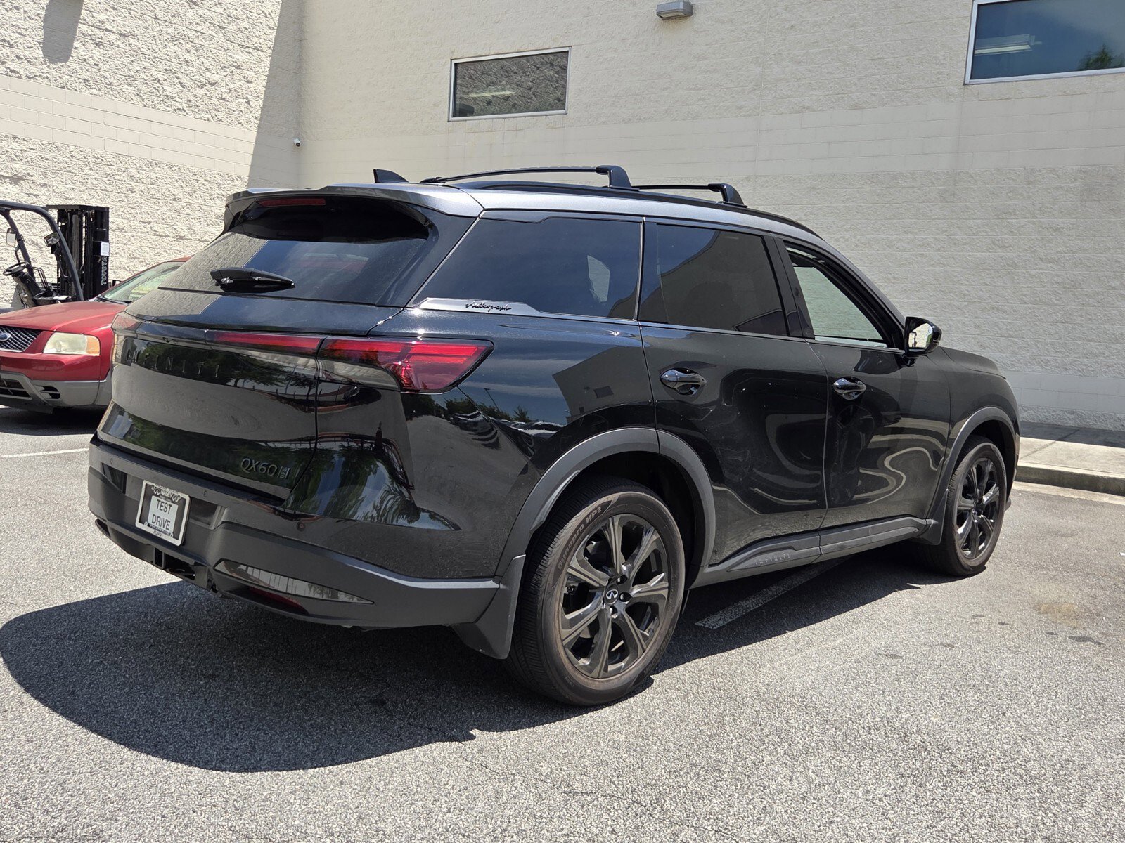 Certified 2026 INFINITI QX60 Autograph w/ Dark Cargo Package AWD/4WD image 6