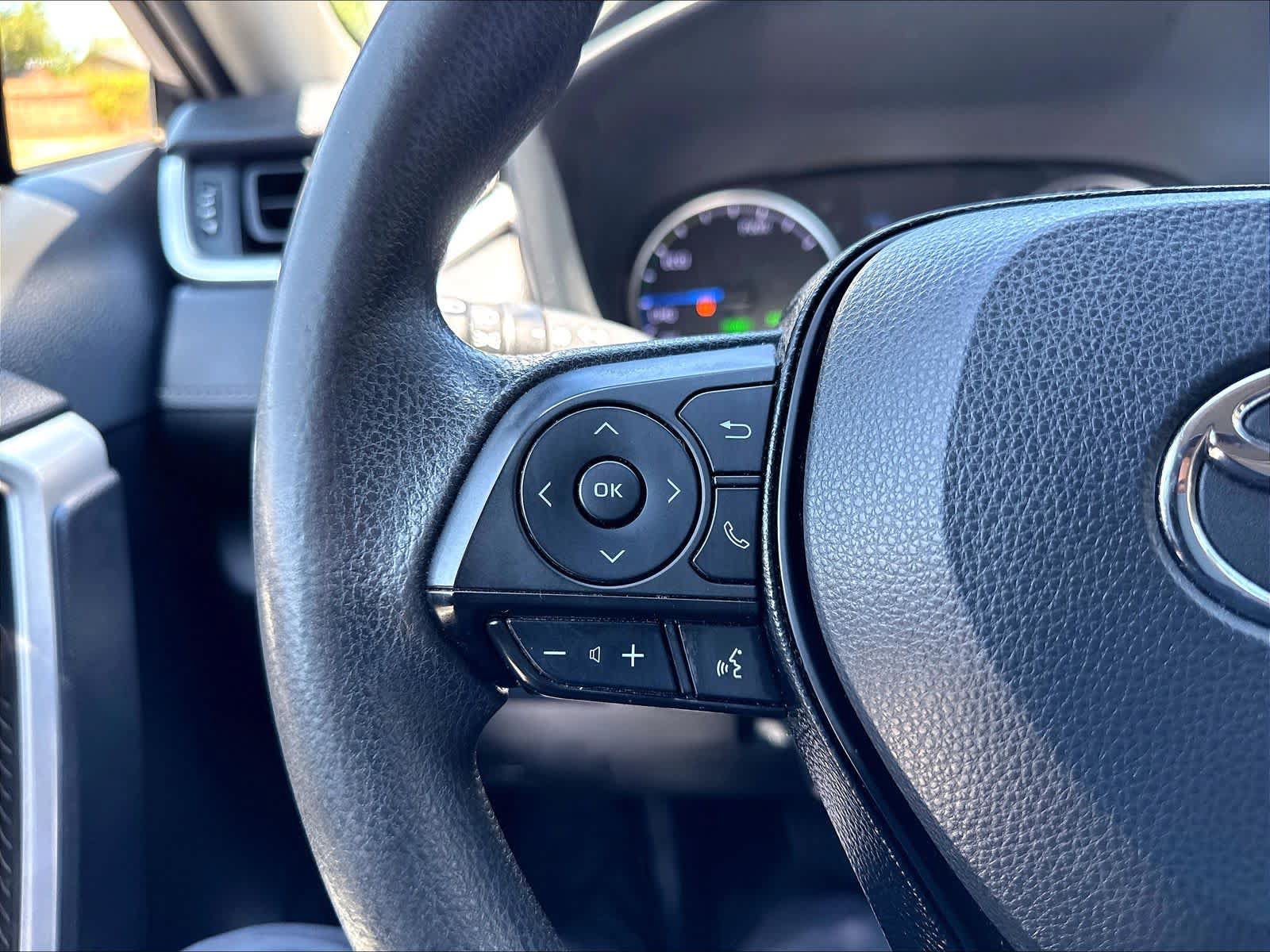 Used 2019 Toyota RAV4 XLE w/ Convenience Package AWD/4WD image 21