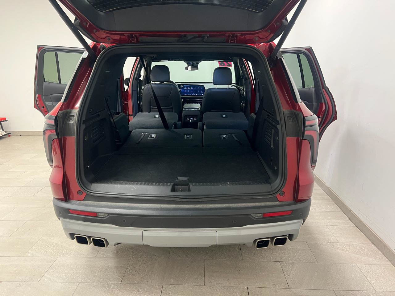 Used 2026 Chevrolet Traverse LT AWD/4WD image 20