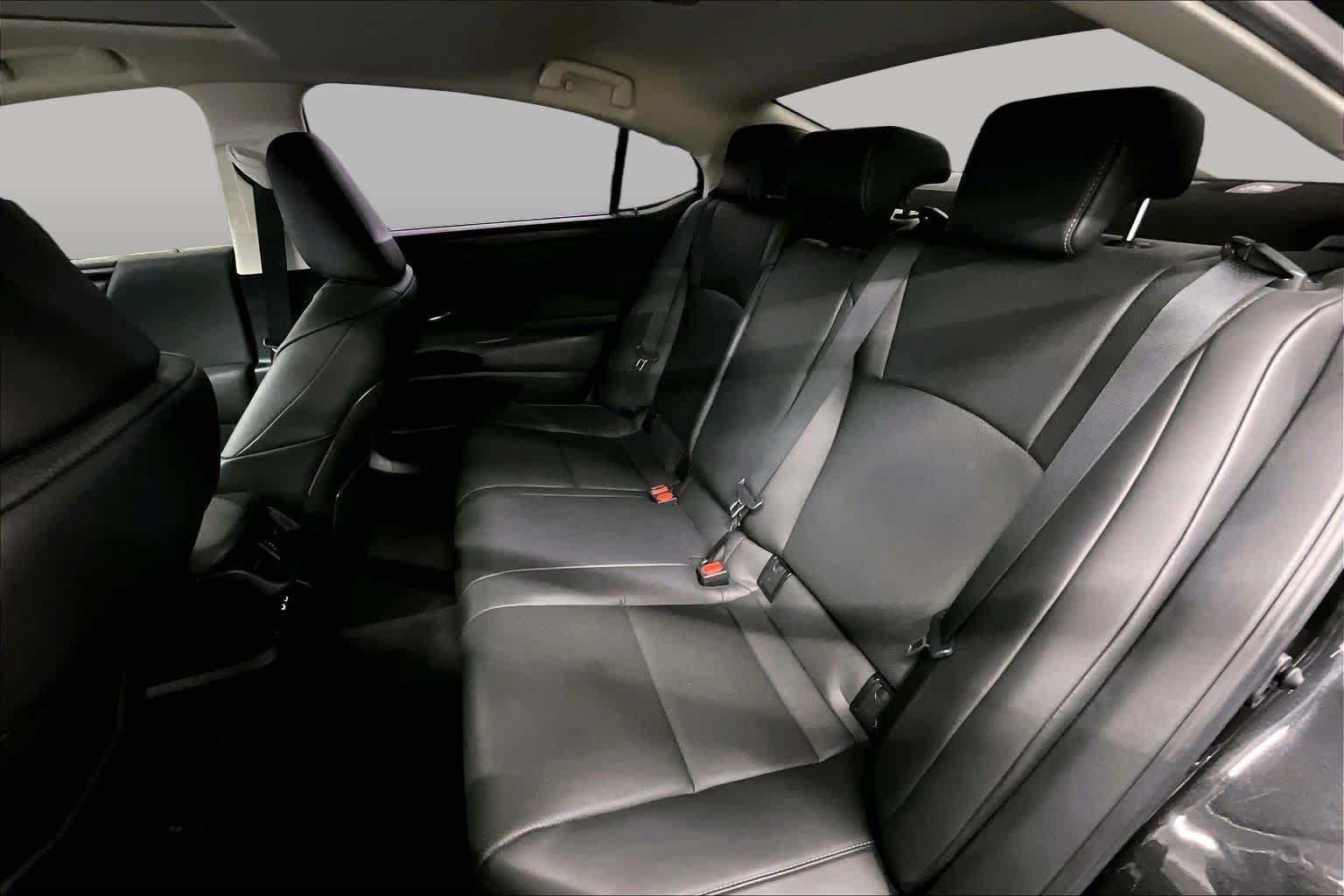 Used 2025 Lexus ES 300h w/ Premium Package FWD image 20