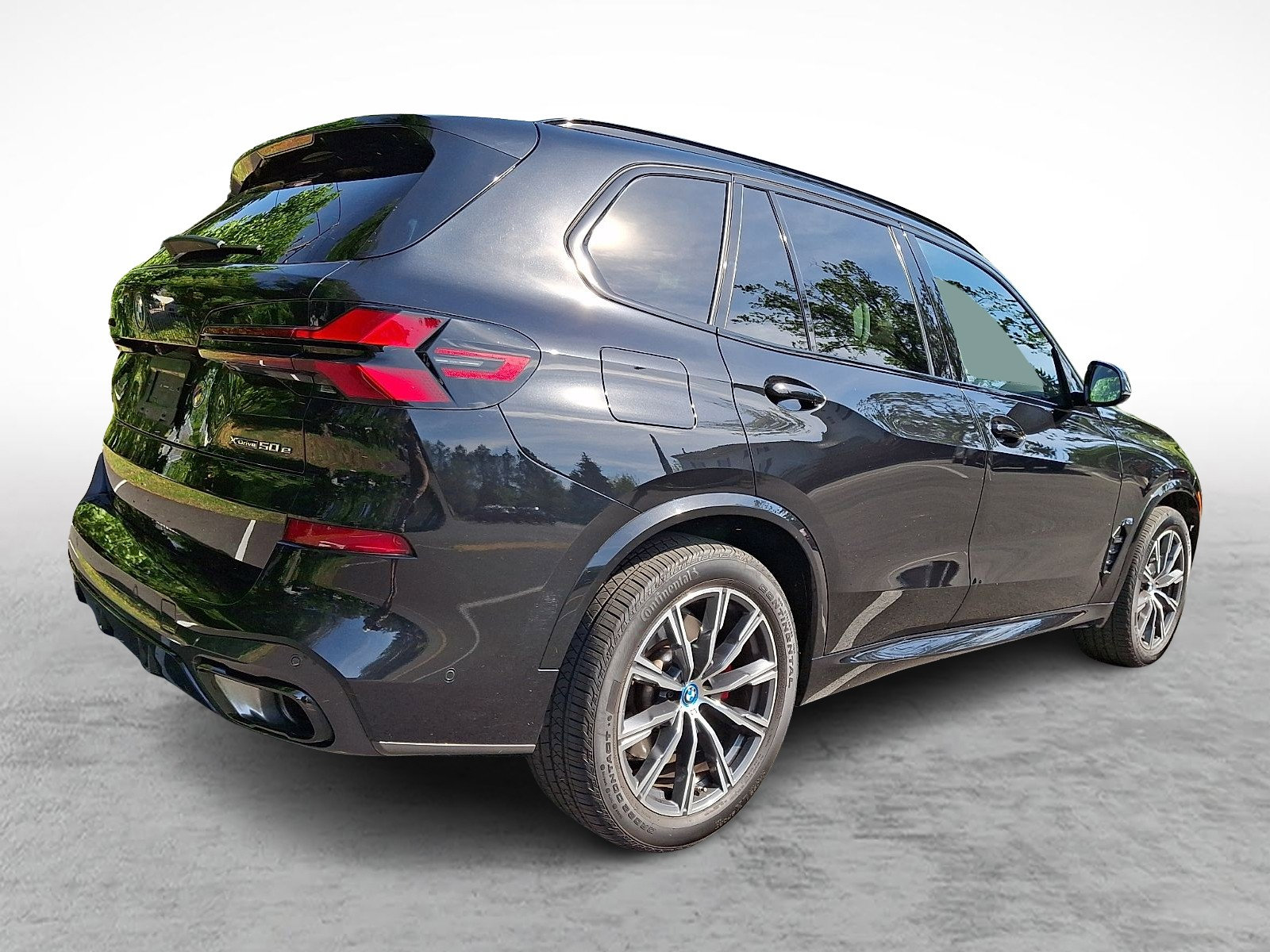 Used 2024 BMW X5 xDrive50e w/ Executive Package AWD/4WD image 5