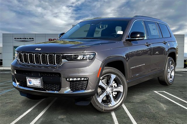 New 2025 Jeep Grand Cherokee L Limited w/ Luxury Tech Group II