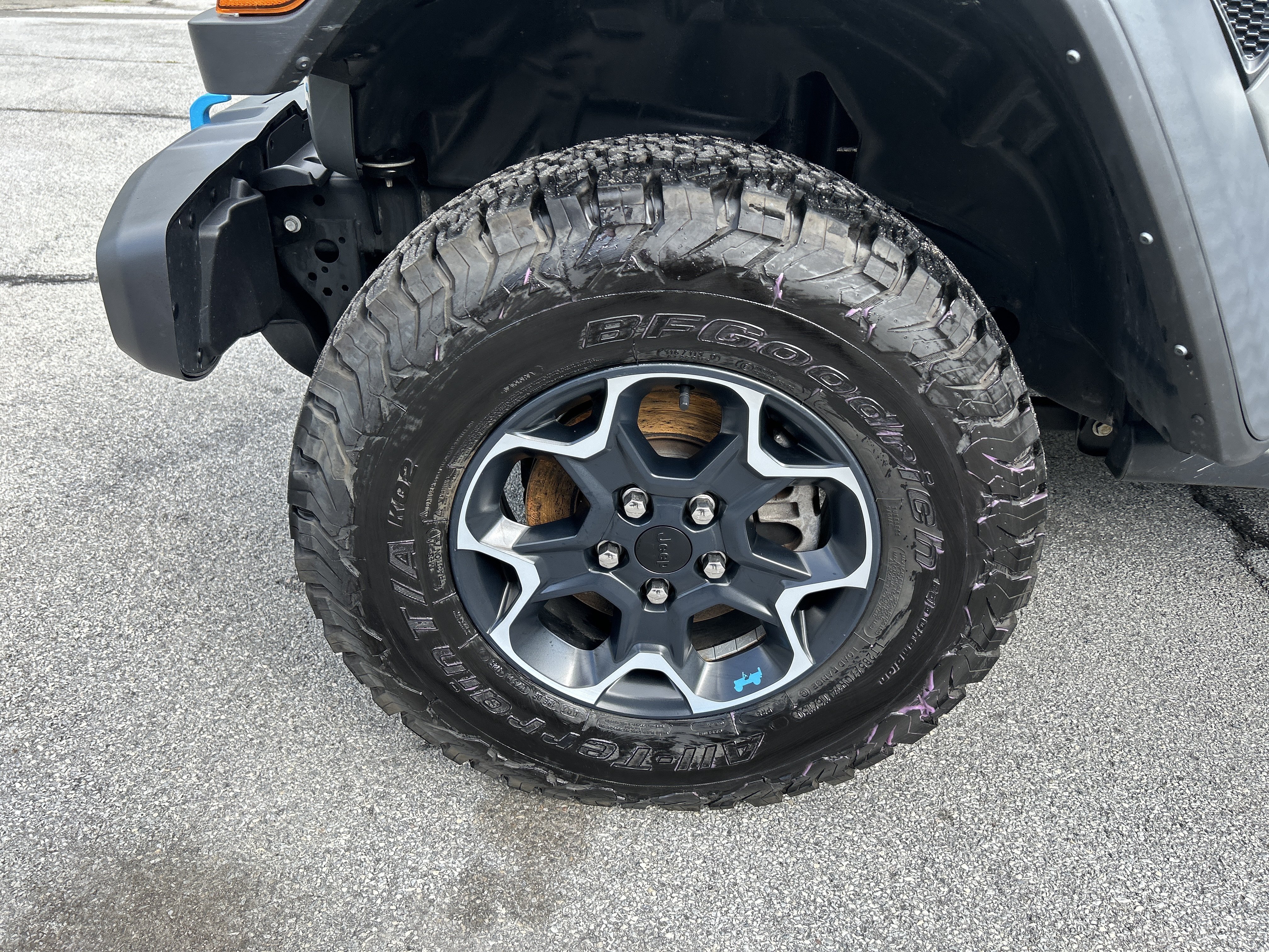 Certified 2023 Jeep Wrangler Unlimited Rubicon 4xe w/ Cold Weather Group AWD/4WD image 9
