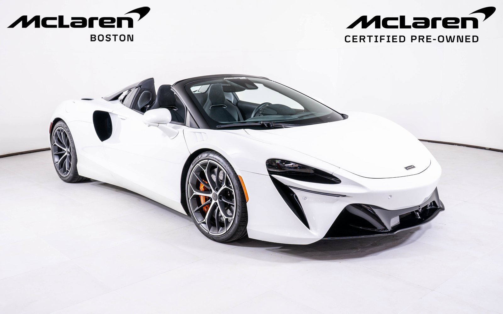 Used 2025 McLaren Artura Spider RWD image 9