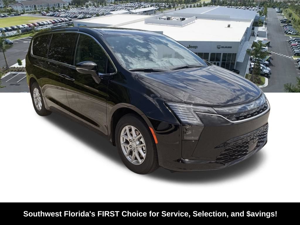 New 2027 Chrysler Pacifica Select w/ Family Tech Group FWD image 2