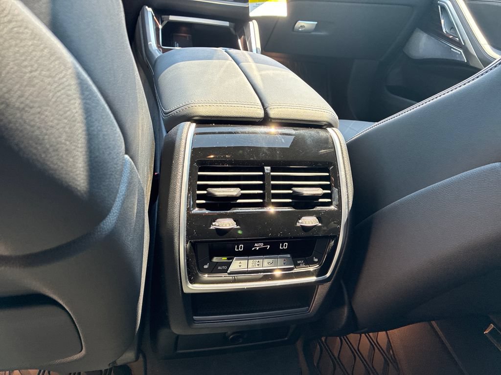 New 2027 BMW X6 M60i w/ Executive Package AWD/4WD image 20