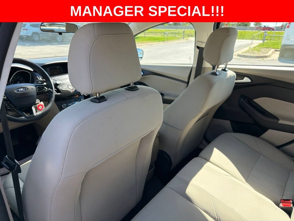 Used 2018 Ford Focus SE FWD image 12