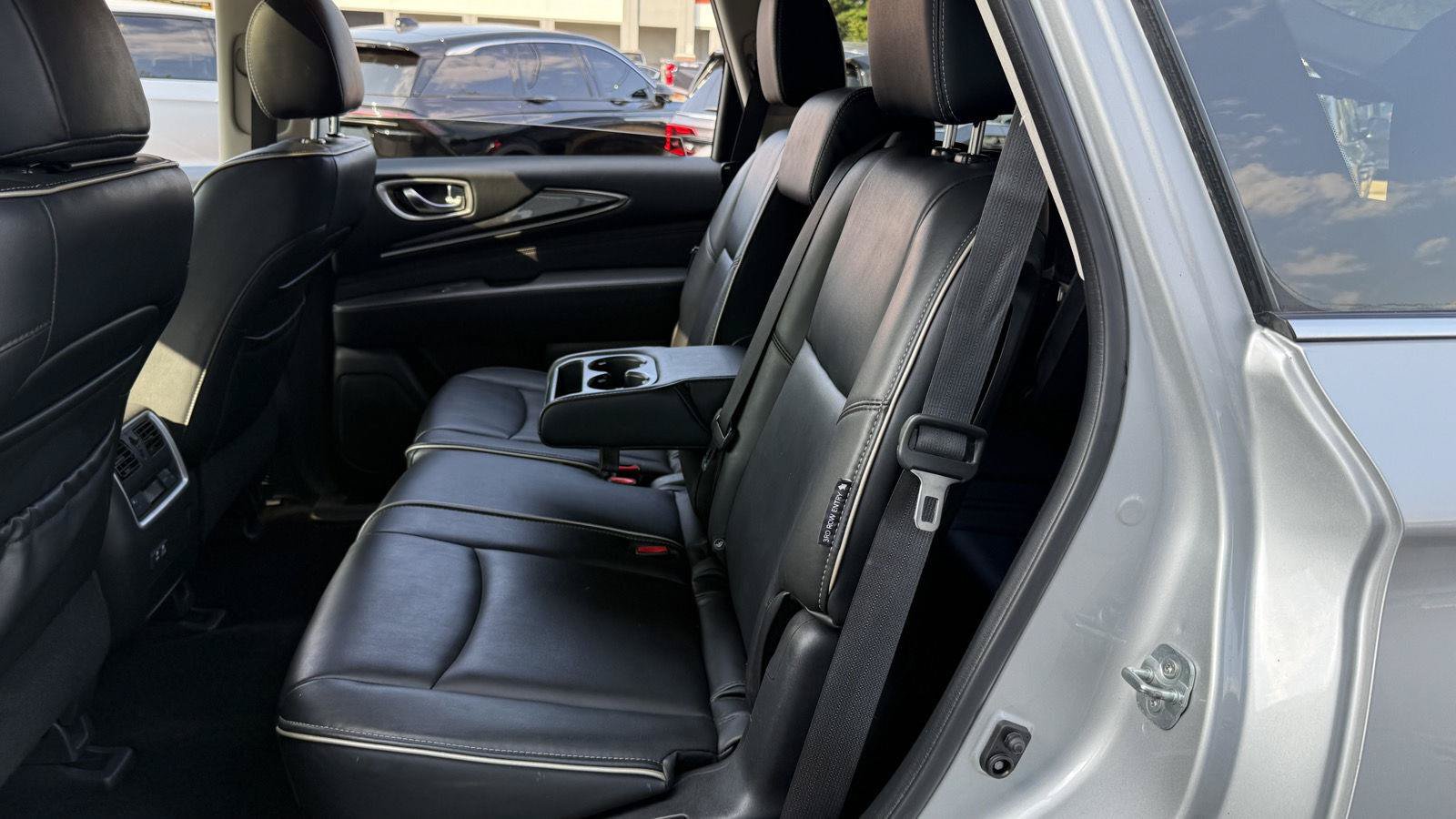 Used 2019 INFINITI QX60 Pure AWD/4WD image 33