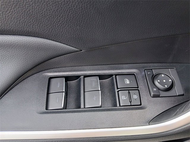 Used 2025 Toyota RAV4 XLE Premium image 27