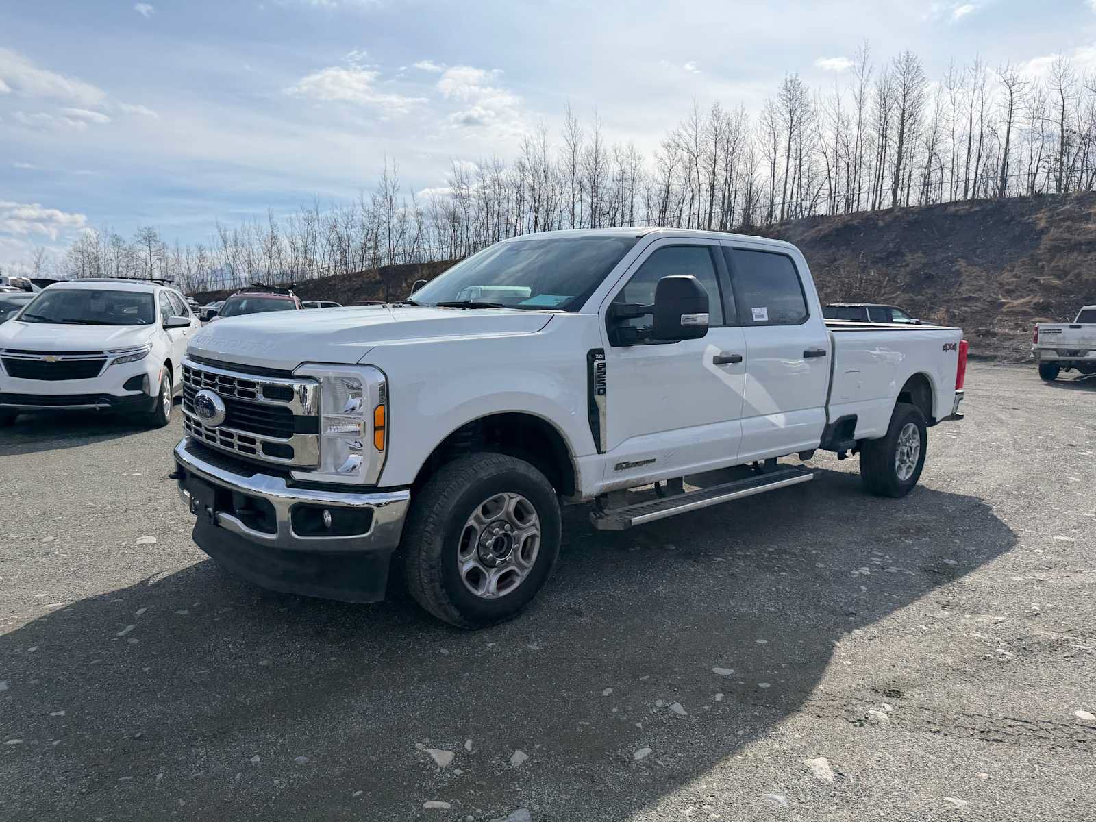 Used 2025 Ford F250 XLT AWD/4WD image 3