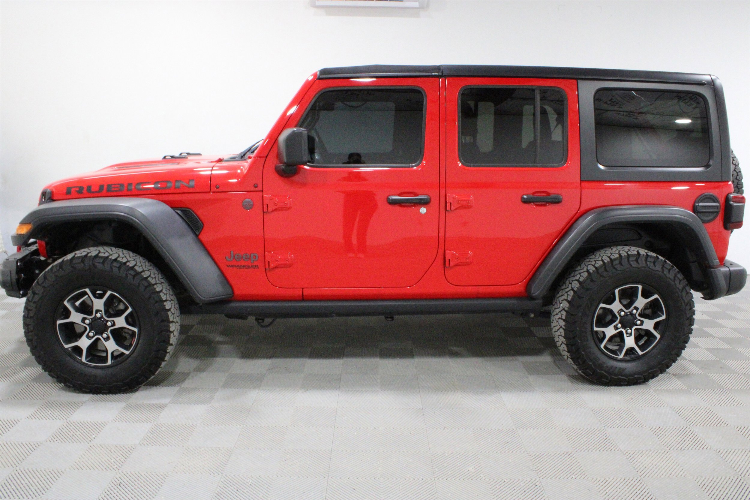 Used 2018 Jeep Wrangler Unlimited Rubicon AWD/4WD image 29