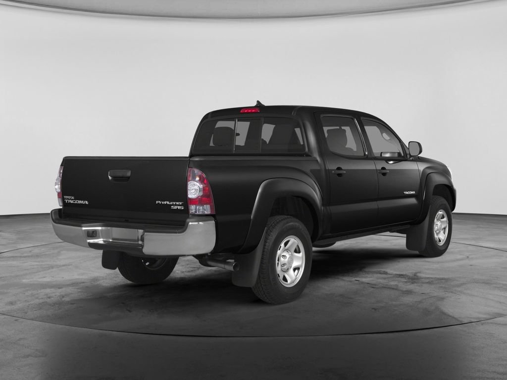Used 2015 Toyota Tacoma 4x4 Double Cab w/ TRD Off-Road Package image 2