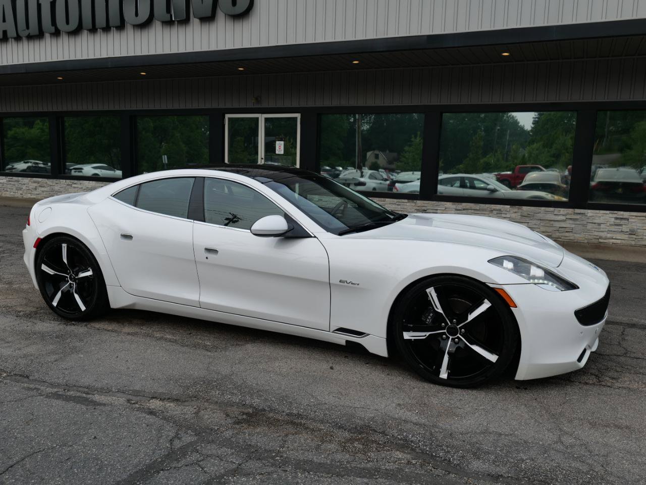 Used 2012 Fisker Karma EcoSport RWD image 3
