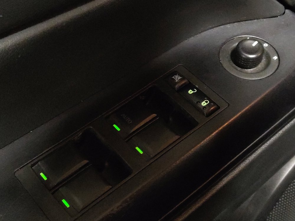 Used 2016 Jeep Compass Sport w/ Power Value Group image 27