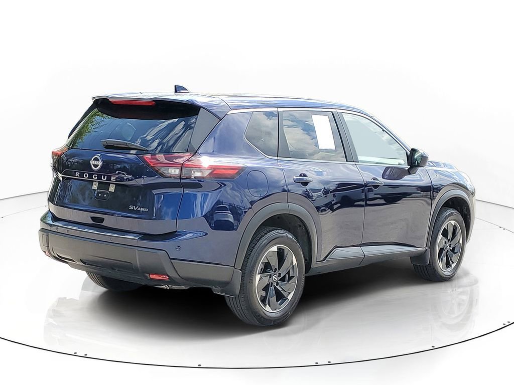 Used 2024 Nissan Rogue SV AWD/4WD image 4