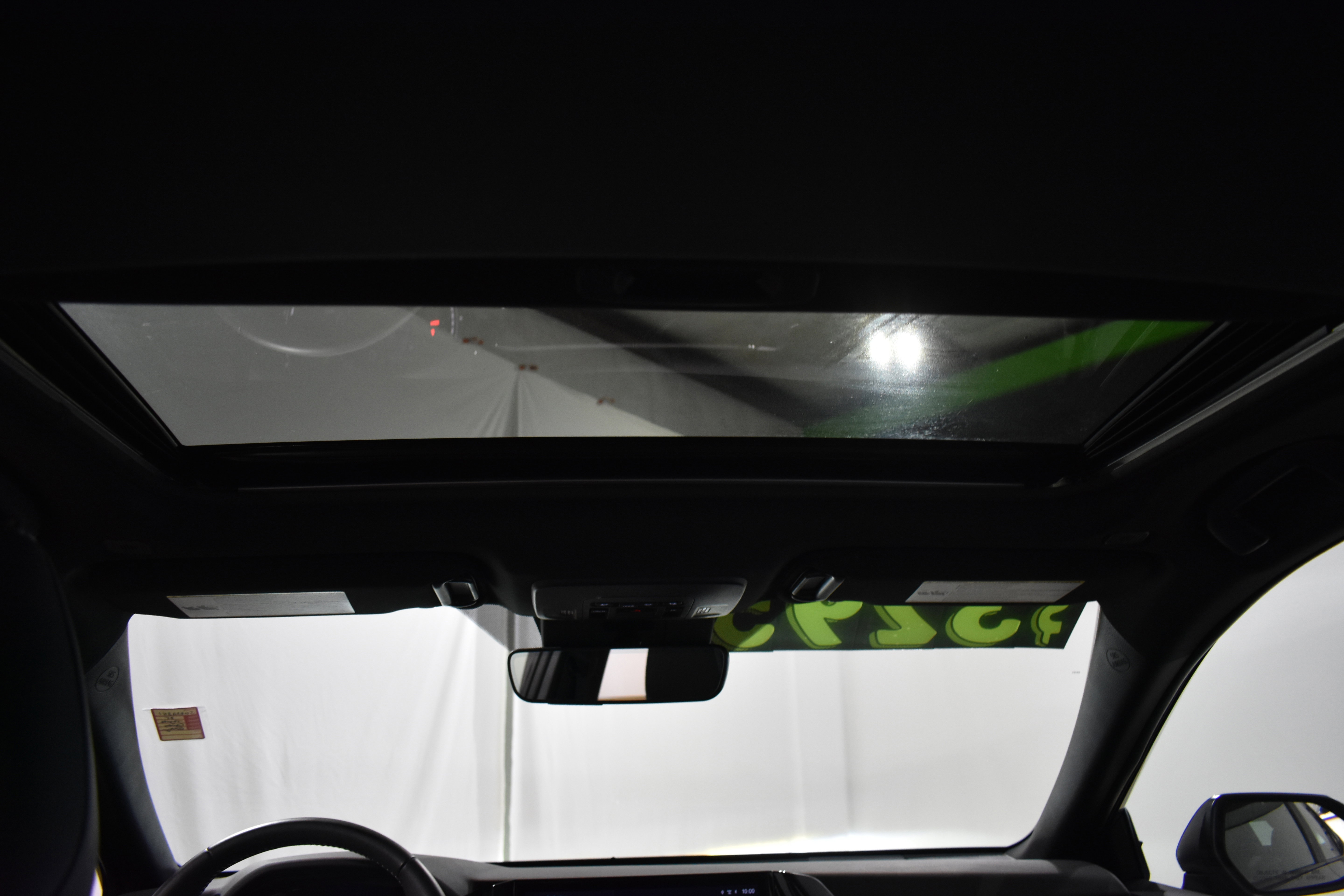 Used 2025 Toyota Camry SE image 28