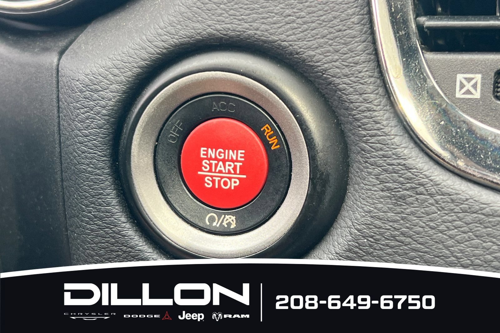 Used 2018 Dodge Durango SRT w/ Technology Group AWD/4WD image 28