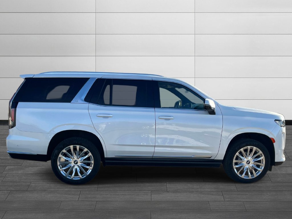 Used 2023 Cadillac Escalade Premium Luxury w/ Performance Package AWD/4WD image 6