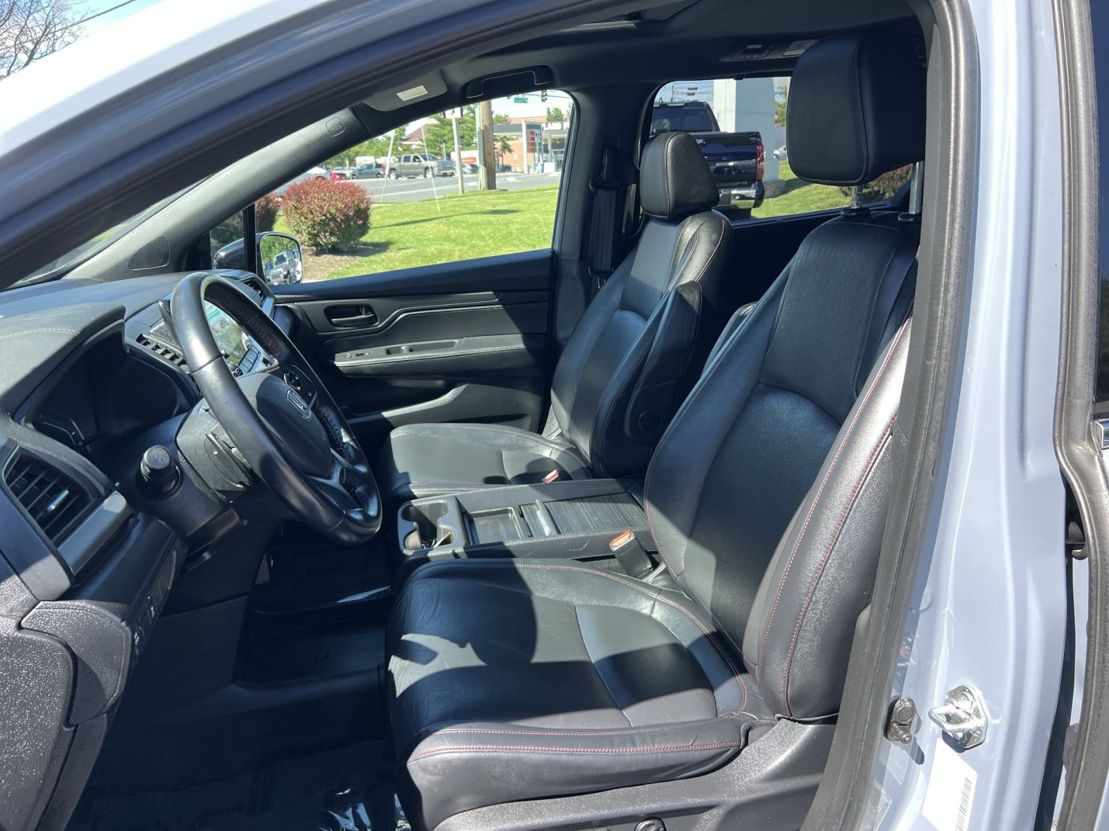 Used 2024 Honda Odyssey Sport image 13