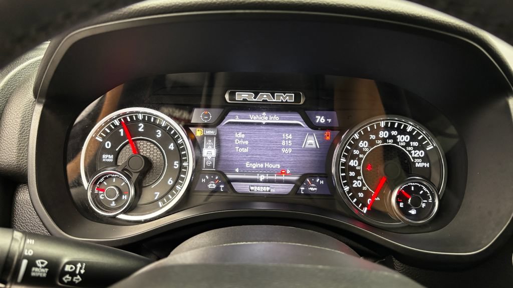 Used 2025 RAM 1500 Big Horn AWD/4WD image 22