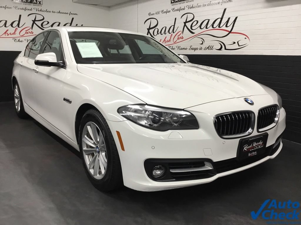 Used 2016 BMW 528i xDrive Sedan AWD/4WD image 3
