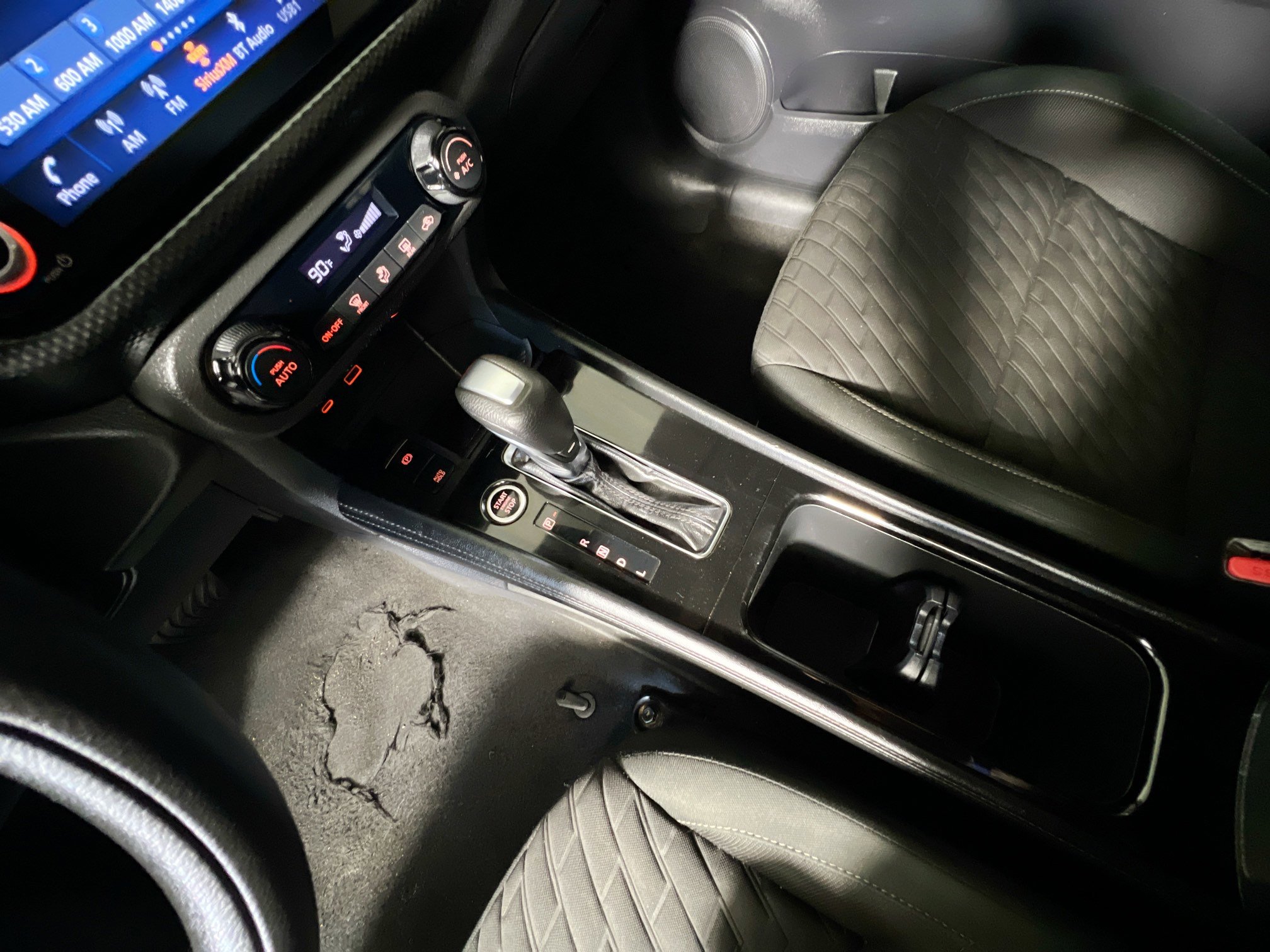 Used 2021 Nissan Kicks SV image 25