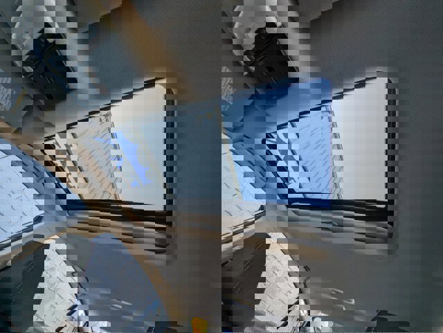 Used 2022 Nissan Altima 2.5 SV w/ SV Premium Package image 9