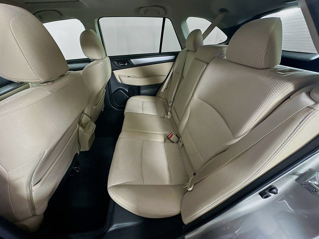 Used 2019 Subaru Outback 2.5i Premium AWD/4WD image 32