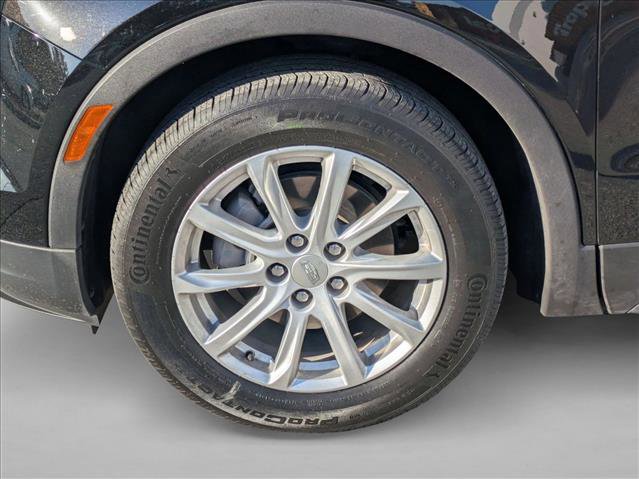 Used 2023 Cadillac XT4 Luxury w/ Cold Weather Package image 9