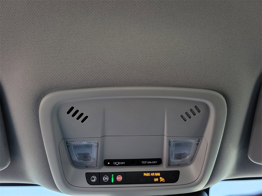 Used 2023 Chevrolet Malibu LT image 14