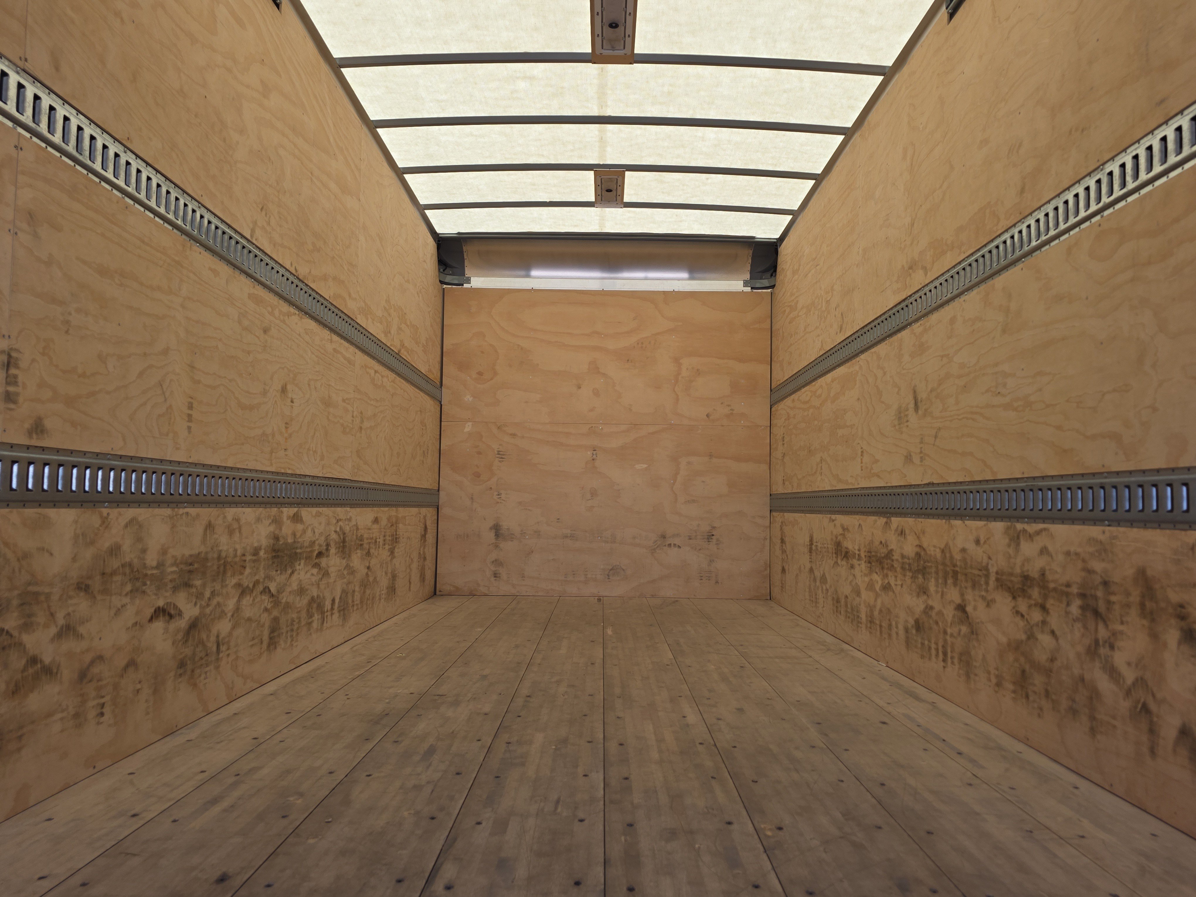 Used 2024 Chevrolet Low Cab Forward RWD image 11