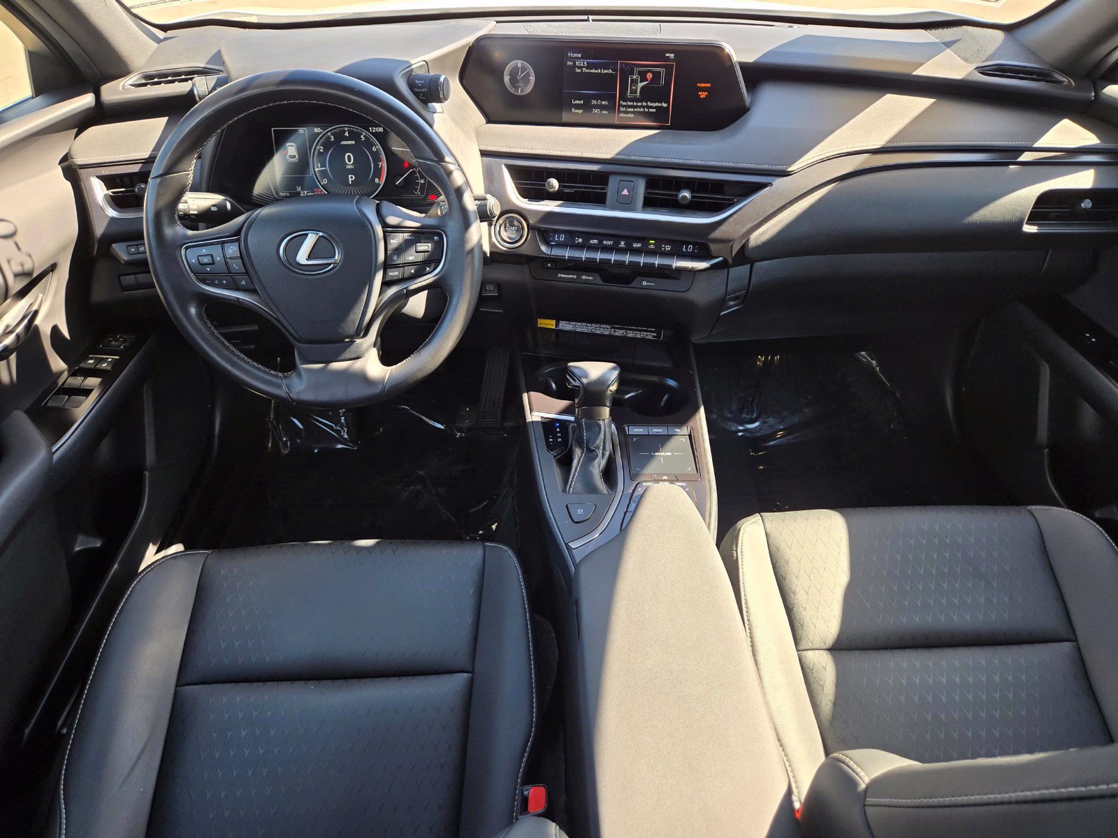 Used 2022 Lexus UX 200 w/ Accessory Package (Z2) FWD image 18