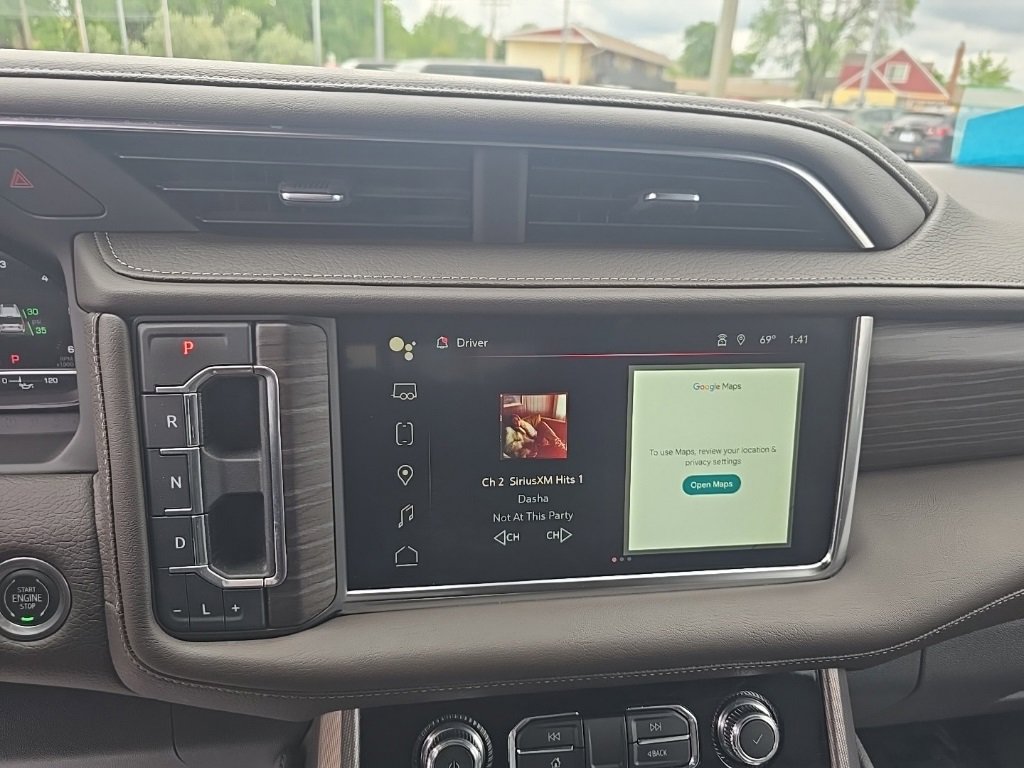 Used 2022 GMC Yukon Denali w/ Denali Premium Package image 18