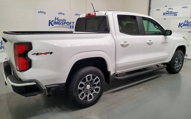 Used 2024 Chevrolet Colorado LT w/ LT Convenience Package III image 3