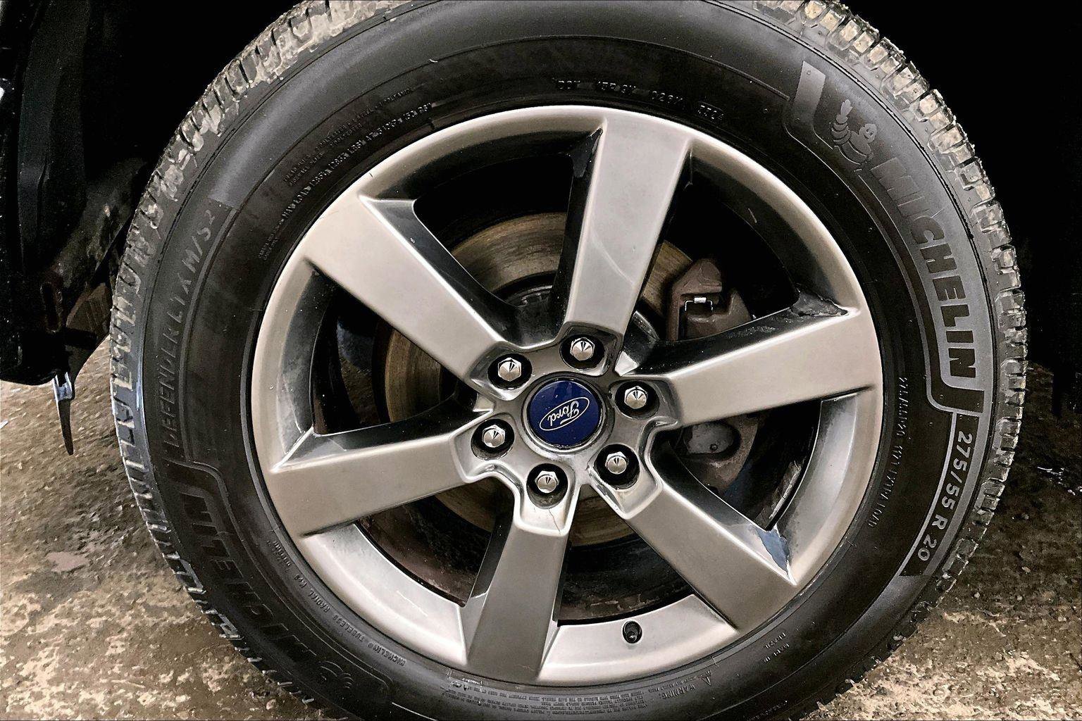 Used 2016 Ford F150 XLT w/ Equipment Group 302A Luxury image 8