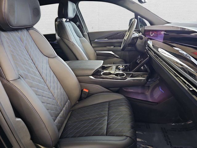 Used 2026 Cadillac Escalade IQ Sport 1 w/ LPO, ONYX Package AWD/4WD image 10