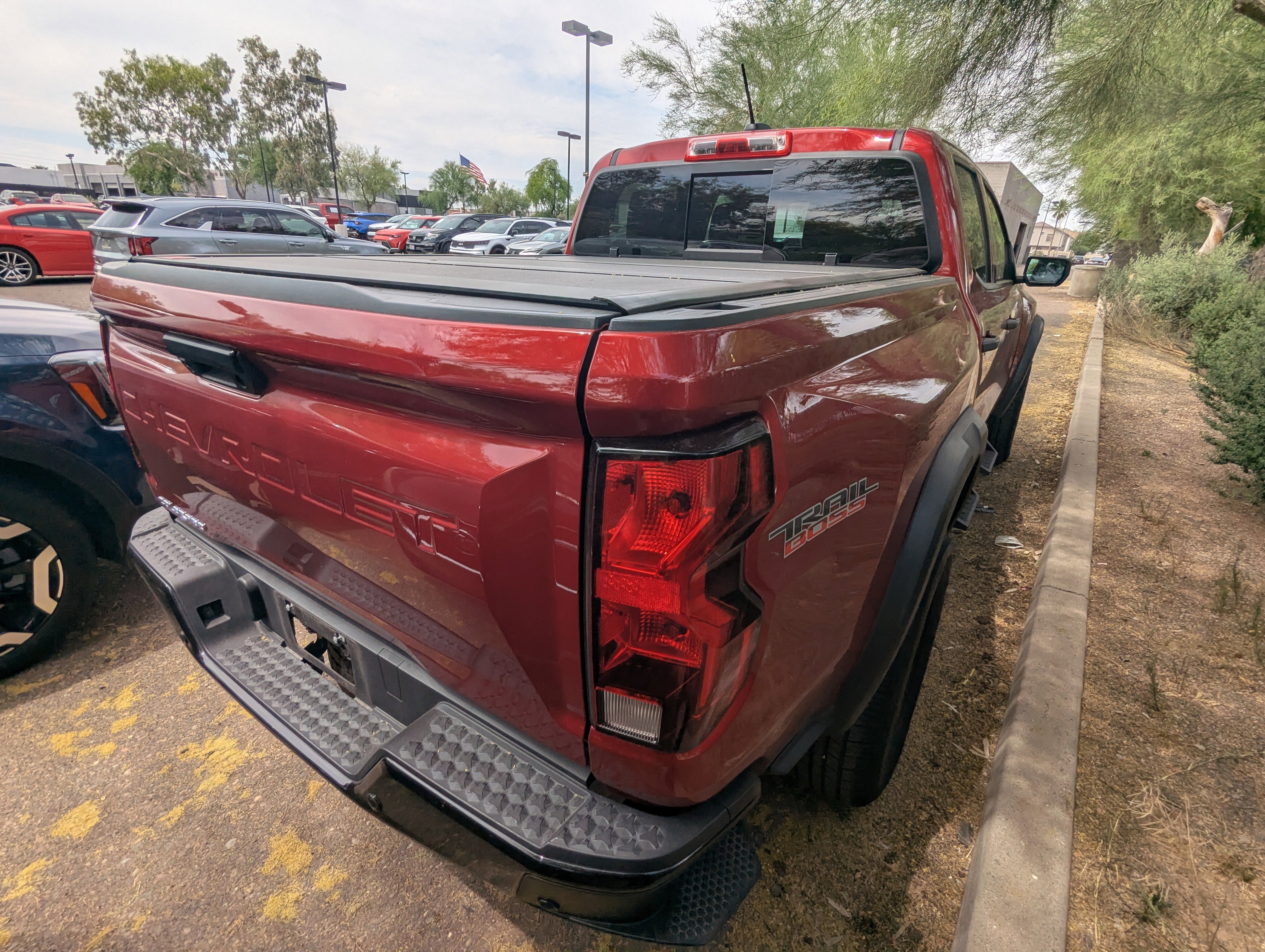Used 2024 Chevrolet Colorado Trail Boss w/ Technology Package image 3