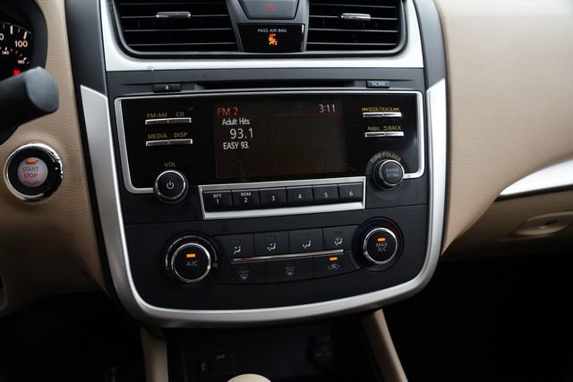 Used 2016 Nissan Altima 2.5 S w/ Power Driver Seat Package image 20