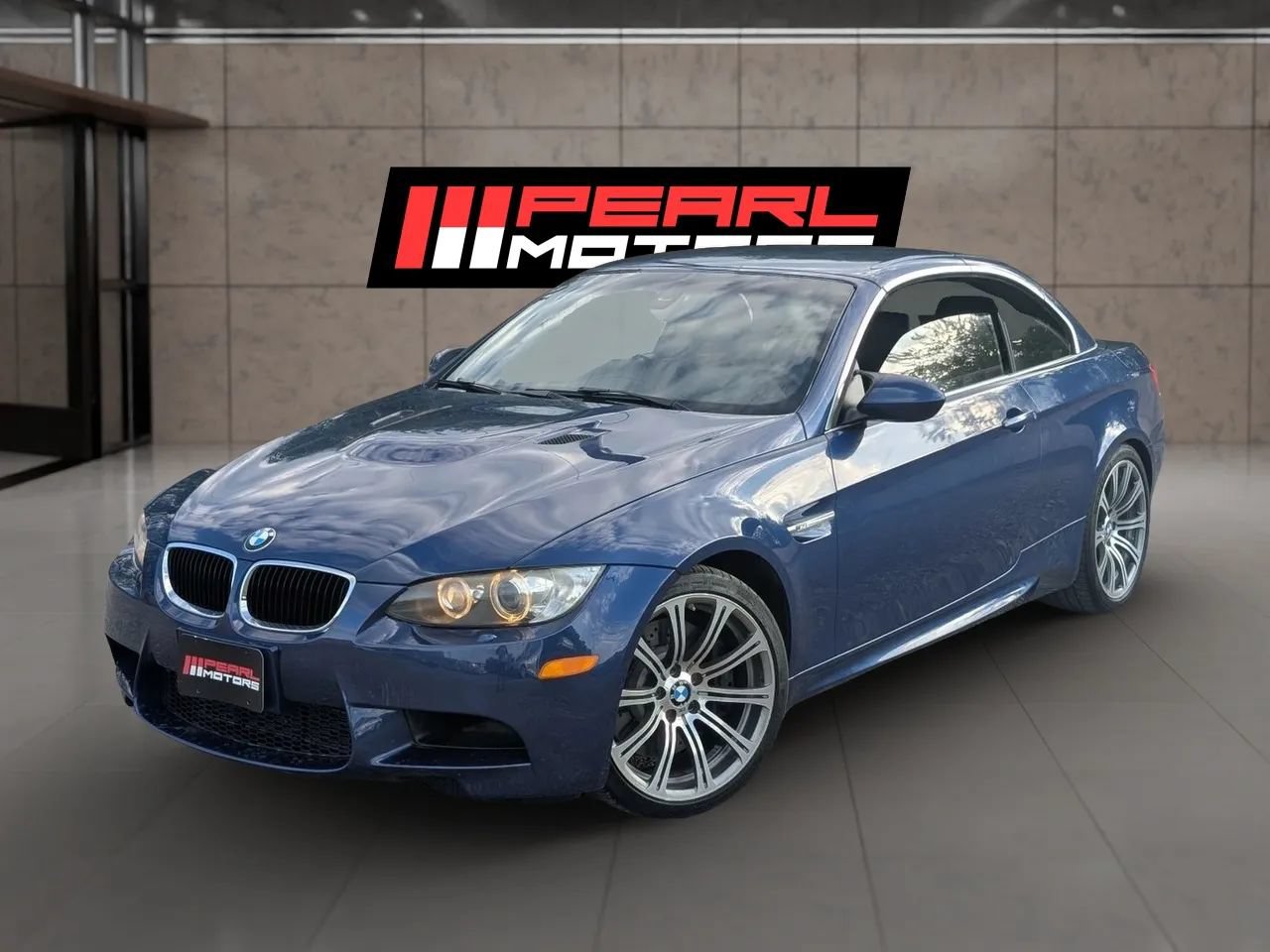 Used 2010 BMW M3 Convertible RWD image 3