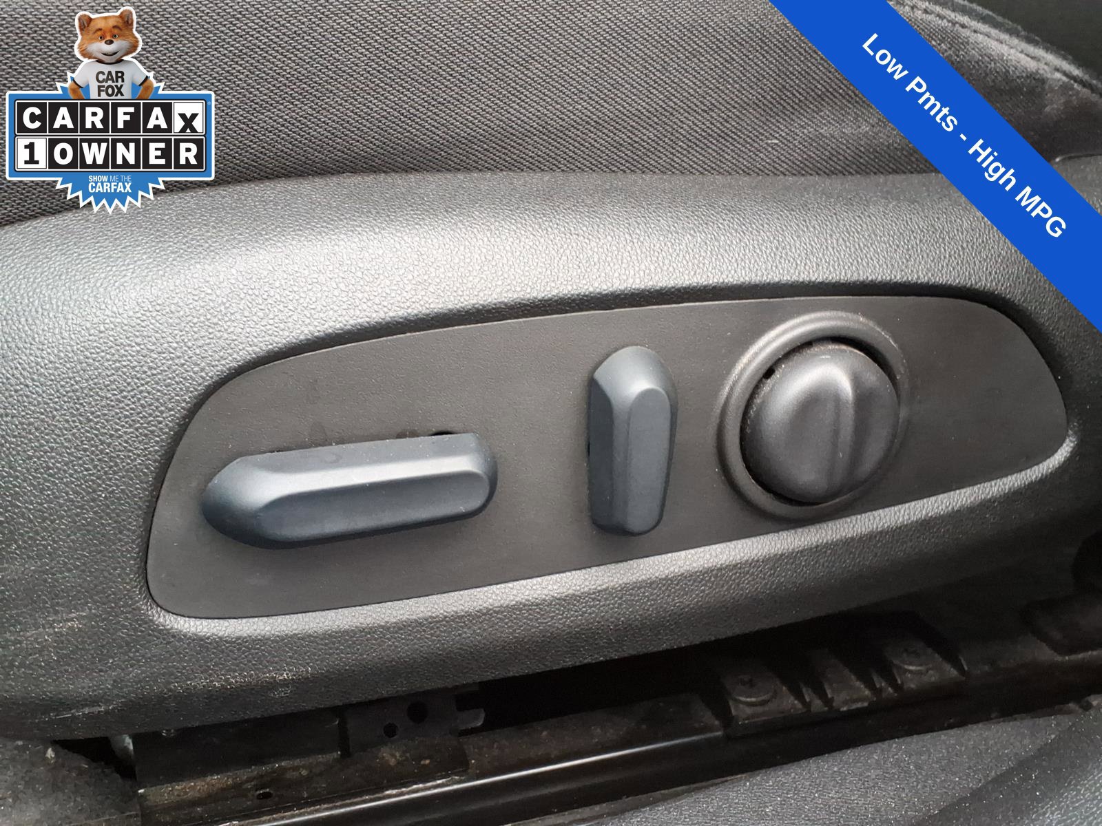 Used 2025 Chevrolet Malibu LT FWD image 16