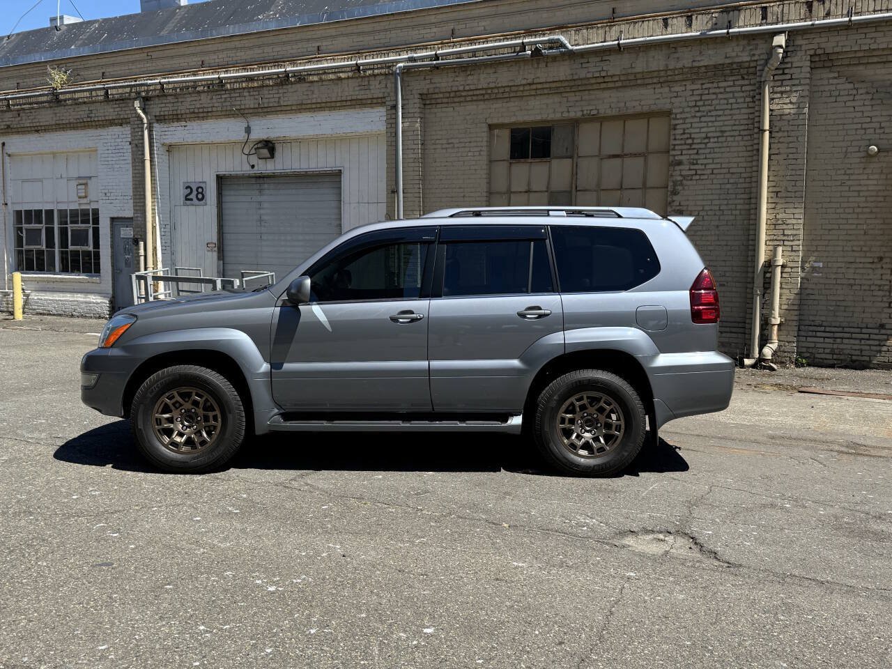Used 2005 Lexus GX 470 AWD/4WD image 6