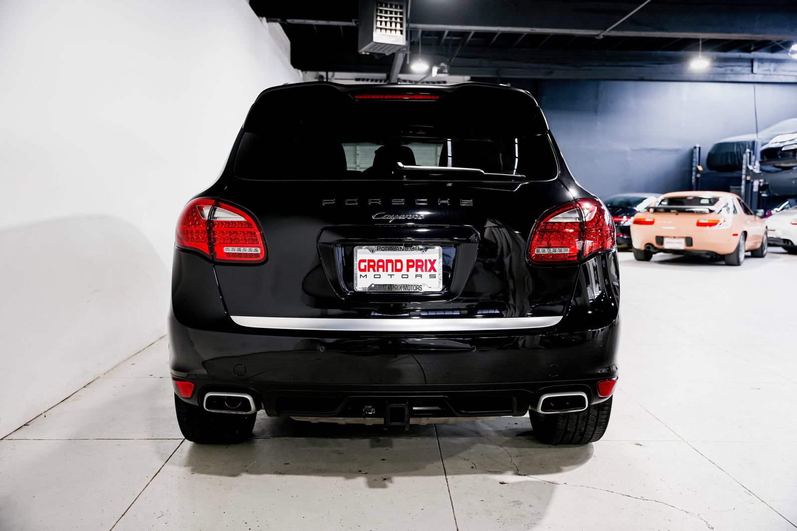 Used 2013 Porsche Cayenne Diesel AWD/4WD image 4