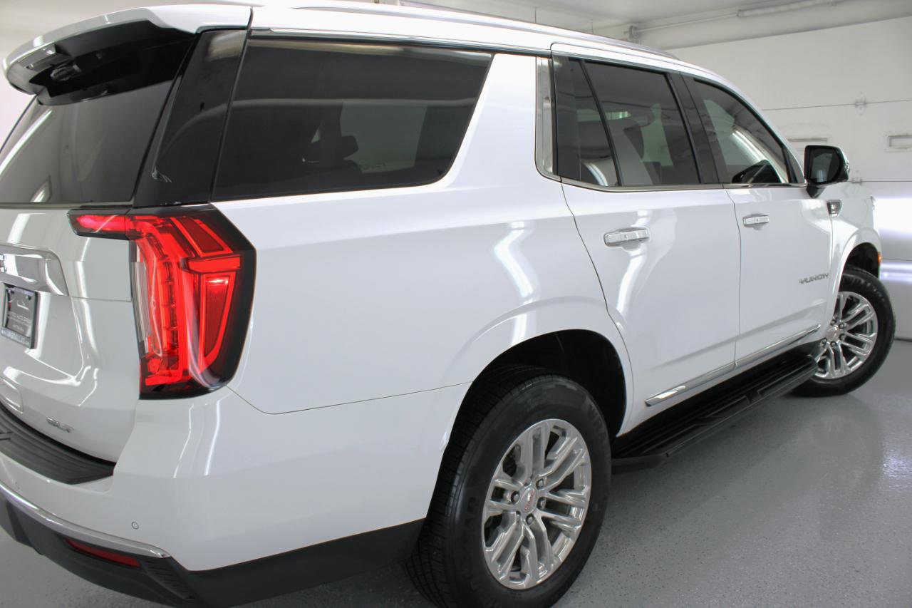 Used 2022 GMC Yukon SLT w/ SLT Premium Package image 14